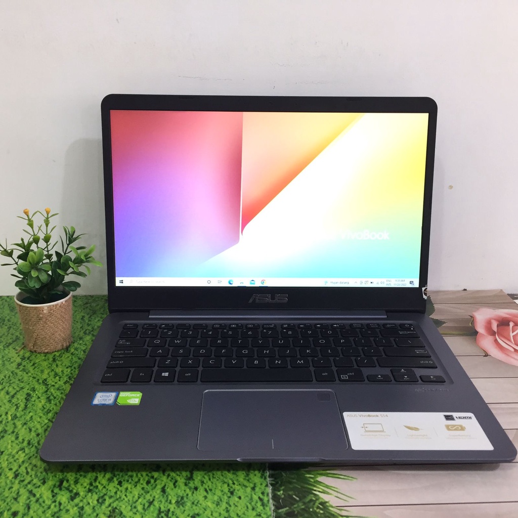 Laptop Editing Asus Vivobook X441UF Core i5 gen 8 RAM 8GB SSD 256GB Nvidia MX130 2GB Slim Mulus