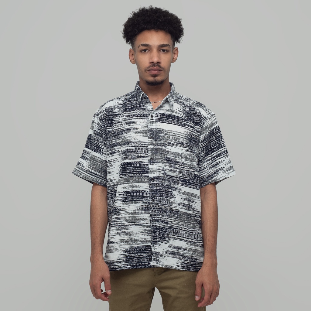 Benhill Kemeja Pria Linen Printing Pendek Putih 28812-46202