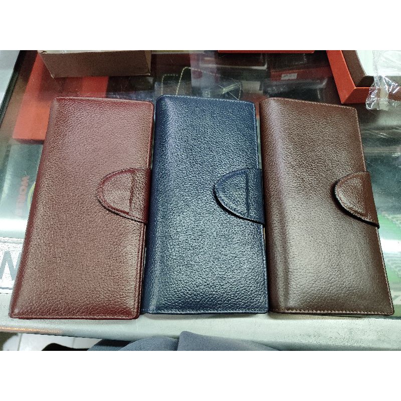 Dompet kulit lokal wanita motif kulit jeruk. Dompet kulit panjang wanita.