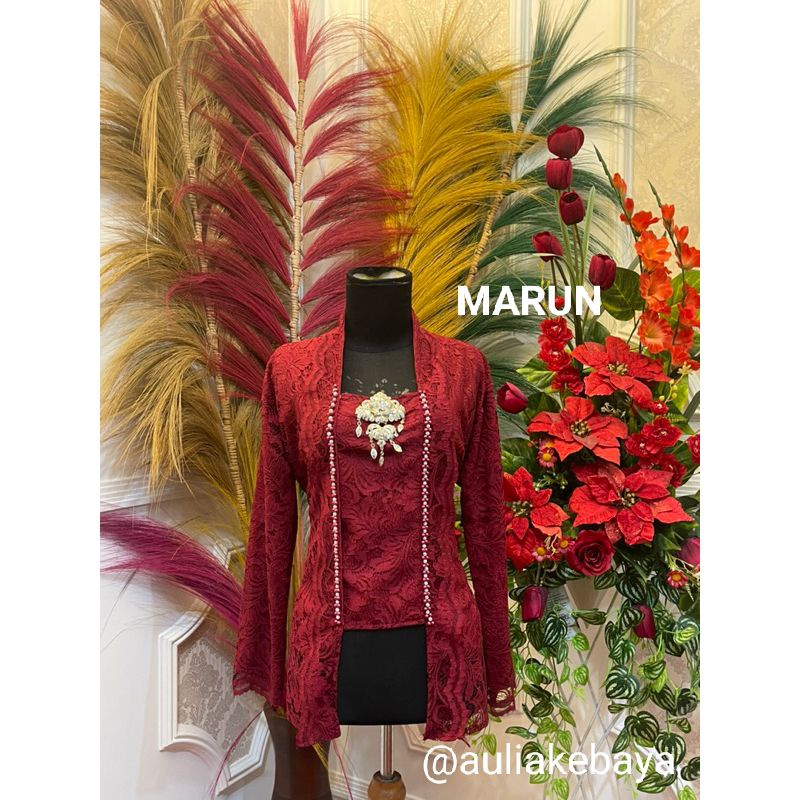 kebaya kutubaru mutiara