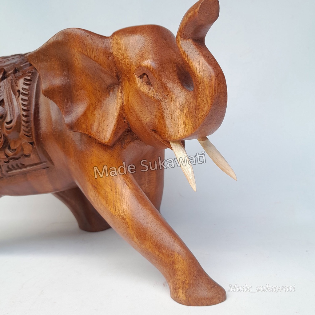 Kerajinan patung kayu Gajah berjalan panjang 30cm tinggi 20cm ukiran kayu handmade bali