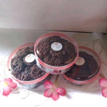 

NYEMILS/COOKIES COKELAT/GOOD TIME COOKIES/DARK COKELAT/250G/500G/kue lebaran