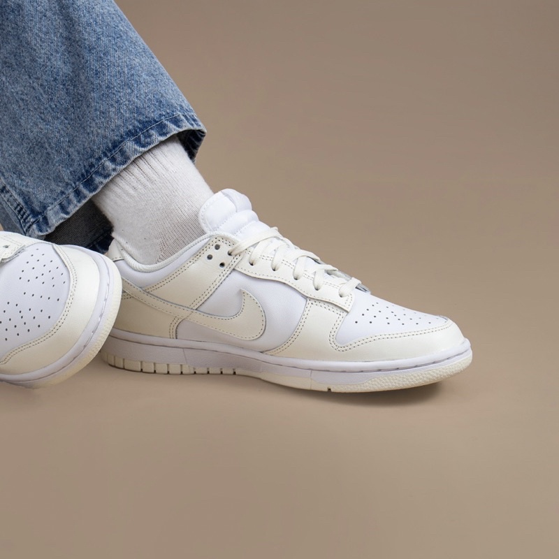 Dunk Low Coconut Milk