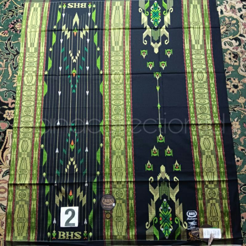 sarung bhs sgl hitam