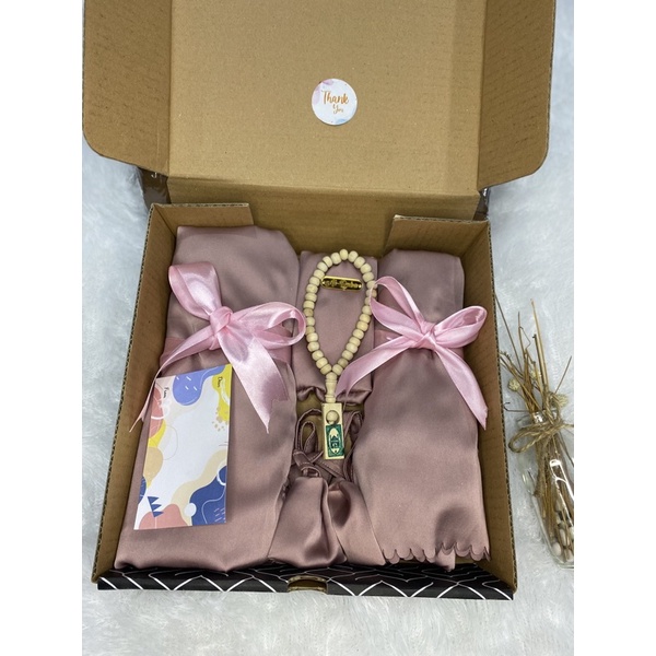Hampers kado mukena/Hampers lebaran/Hampers mukena Armani Al-Quba/Hampers kado pernikahan