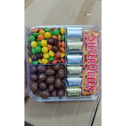 

Parsel Coklat Toples Kotak dan Bulat