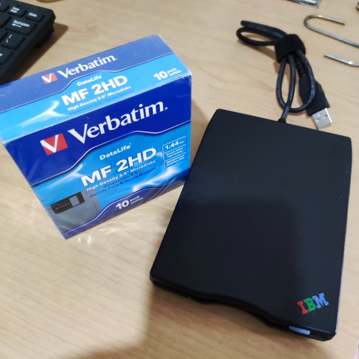 Disket Floppy Drive + Verbatim Mf 2Hd