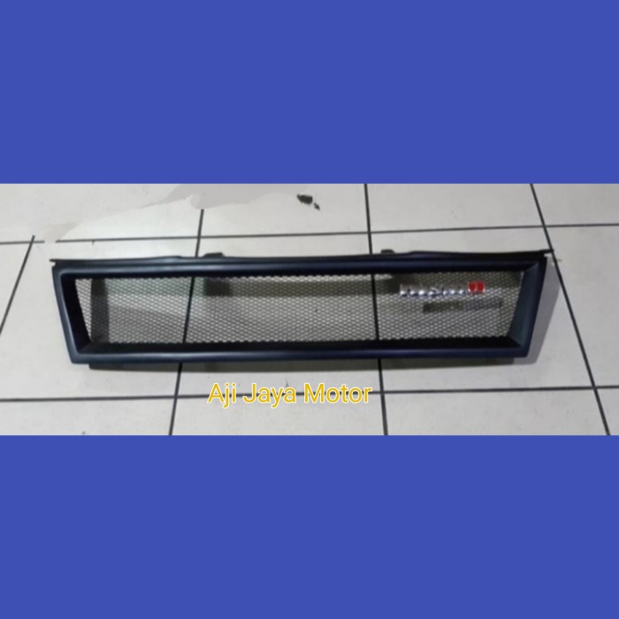 grill Nissan Xtrail T31 model rasing warna hitam doff