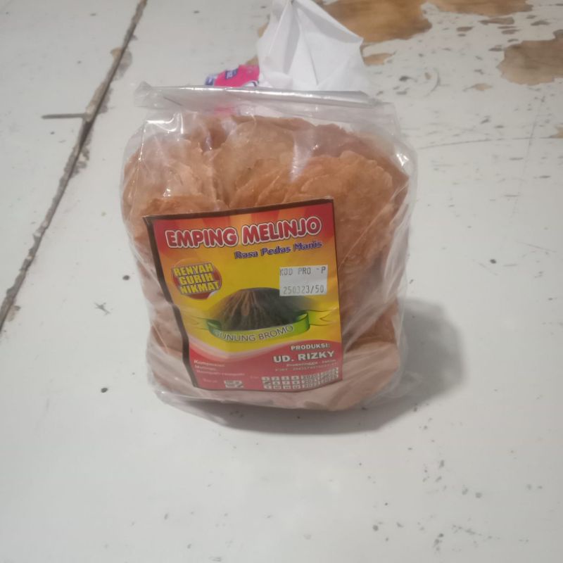 

jual aneka cemilan kripik usus, emping gurih, pedas manis, kripik kentang, rengginang