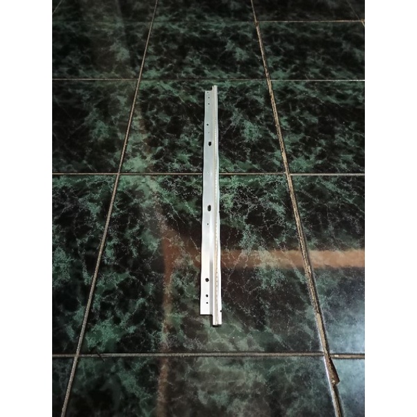 BACKLIGHT - LAMPU BACKLIGHT TV LCD LED HAIER LE32K800 - 32K800