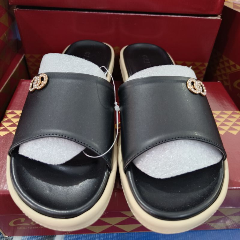 SANDAL WANITA CALBI. SANDAL CALBI TERBARU. SANDAL CALBI 100% ASLI