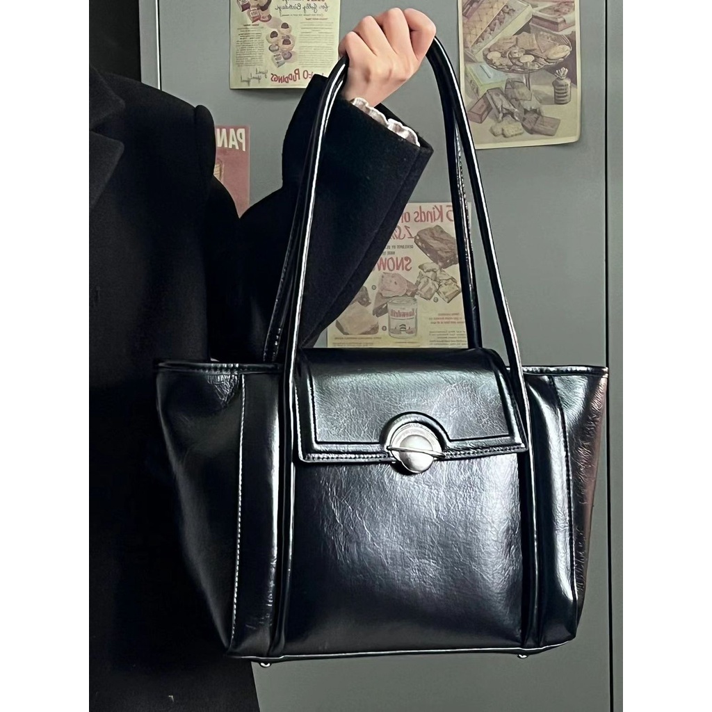 Sera Commuter Tote Bag 2023 New Trendy Tas Wanita Tekstur Serbaguna Black Tote Bag Kapasitas Besar High-End Commuting