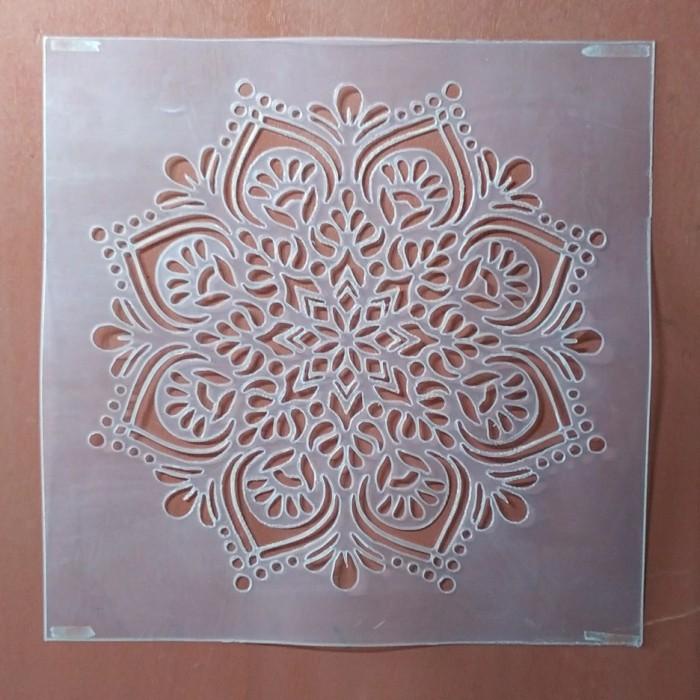 

Terlaris Stn Stencil Dinding Motif Mandala 3 Ukuran 32Cm X 32Cm Bahan Tebal