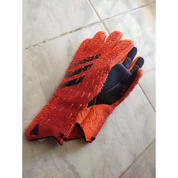 Sarung Tangan Kiper Adidas Predator Mutator Original