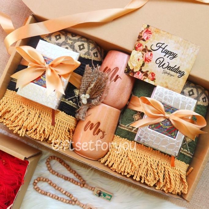 

Kado Wedding Gift Alat Solat Hampers Ramadhan Parcel Lebaran Couple So Haditunggal07