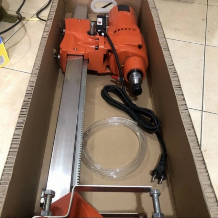 

(Vtb)Mesin Coring Pembolong Beton-Diameter 8Inch Mesin Bor Beton Aspal