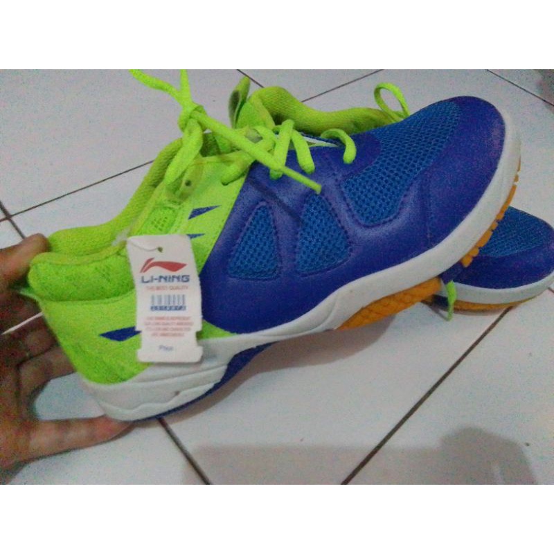 Sepatu Li-Ning
