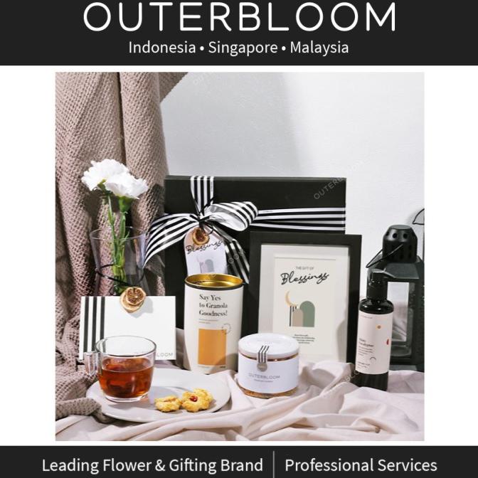 

Parcel Lebaran - Outerbloom Evergreen Wonderbox Hampers