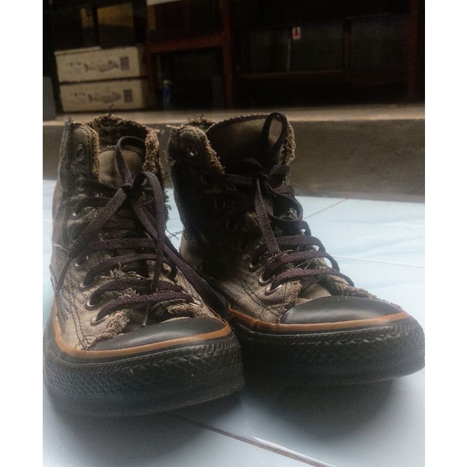 SEPATU CONVERSE CHUCK TAYLOR HI MULTI COLORS ORIGINAL