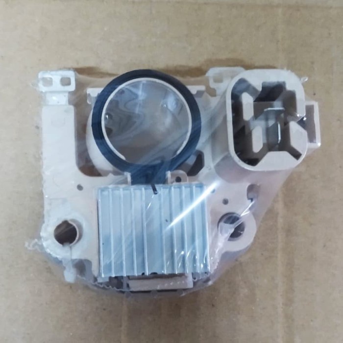 VTAO IC Regulator Alternator Mitsubishi T120SS New 12V