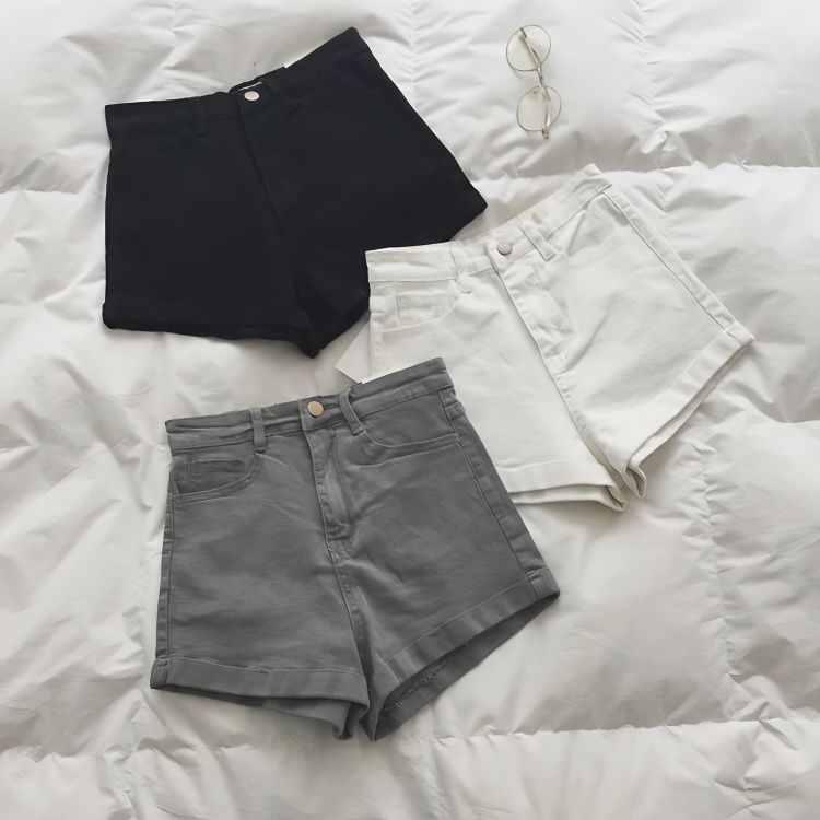 Red 2023 musim panas gaya baru pakaian luar tipis warna solid retro pinggang tinggi digulung tepi celana pendek denim wanita versi Korea slim hot pants