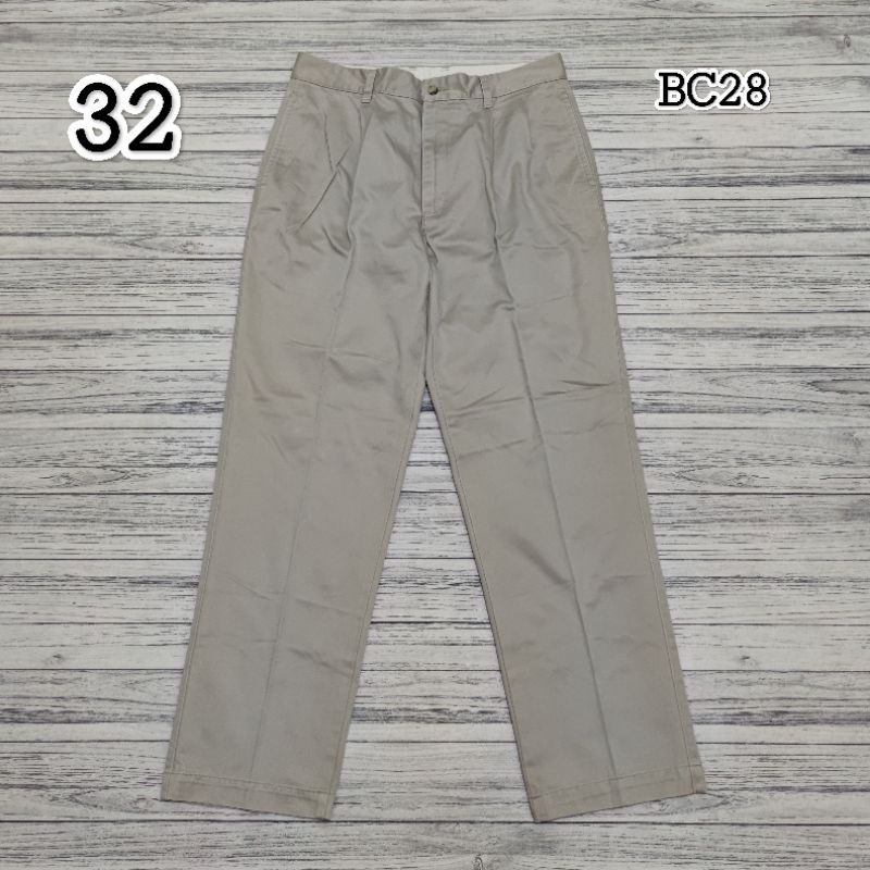 Bawahan Uniqlo Chino BC28