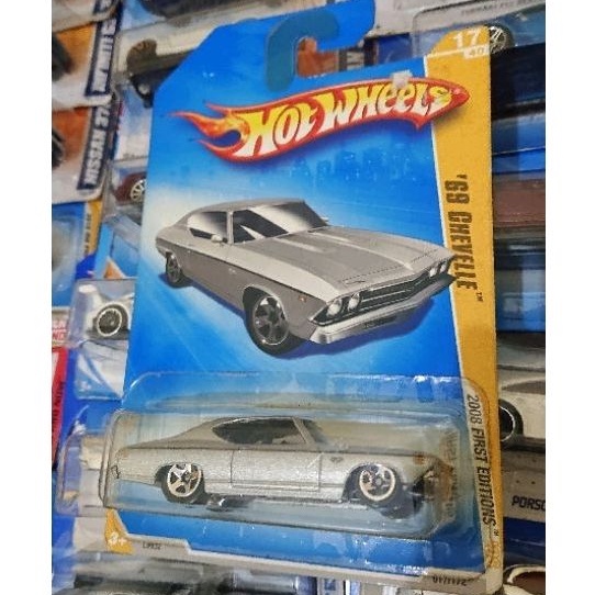 HOT WHEELS 69 CHEVELLE SILVER