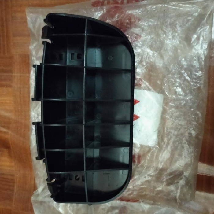 RUSN breket bemper bemper belakang SIDE ertiga