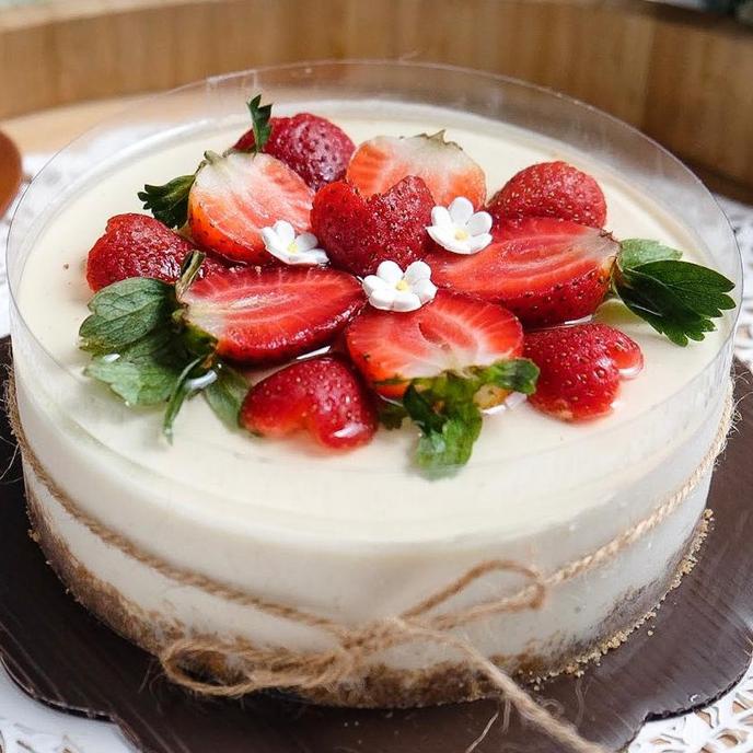 

Promo ChickNGoat Strawberry Cheesecake - Moyen