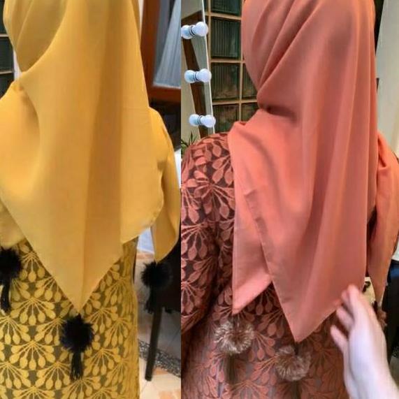 SEGI EMPAT POM-POM BESAR 5CM /HIJAB POM_POM /SQUARE POM_POM/JILBAB SEGI EMPAT POM_POM