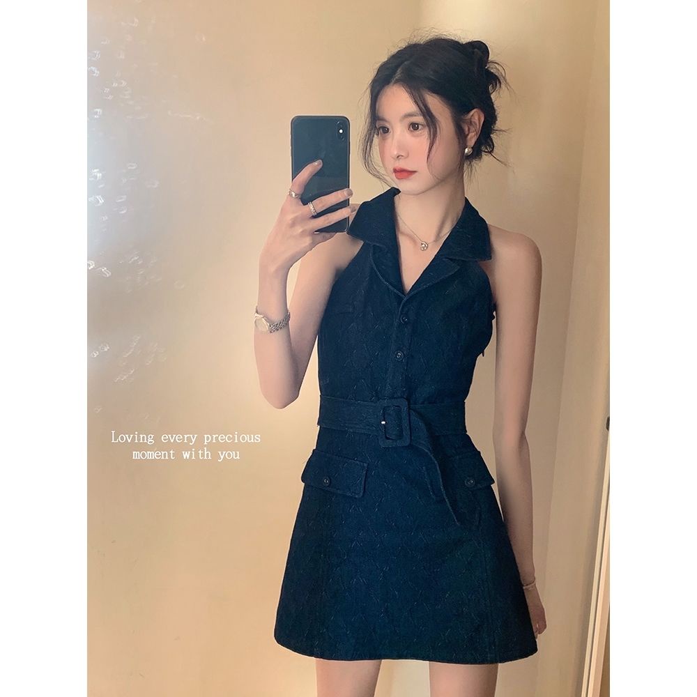 Red Gaun Denim Wanita 2022 Musim Semi dan Musim Panas Baru High-End Rasa Pinggang Pelangsing Tanpa Lengan Retro Murni Keinginan Gaya Panas gadis Rok