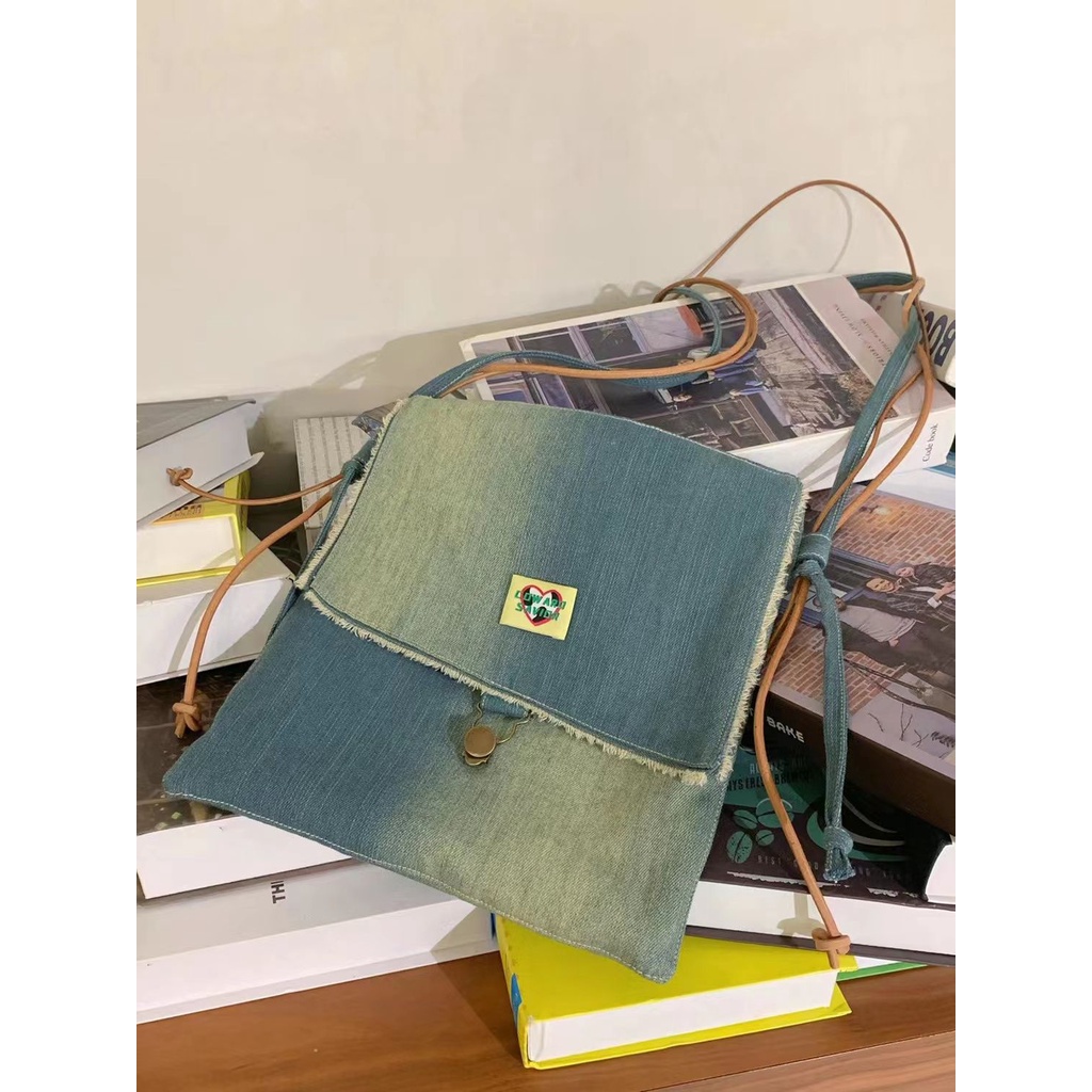 ◙✺Sera  Pengecut Menyelamatkan Bintang Retro Denim Messenger Bag Sastra Tas Bahu Kanvas Perempuan Asli Jepang Commuter Messenger Bag