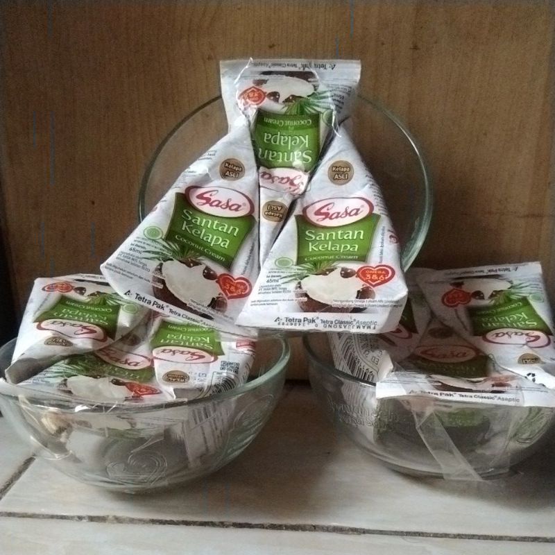 Sasa 65ml, santan kelapa cair 1paket isi 3 free mangkok
