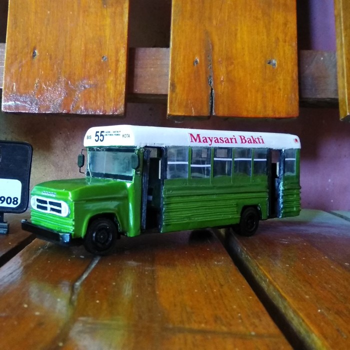 Flash Sale Miniatur Bus Mayasari Bakti Jadul Termurah