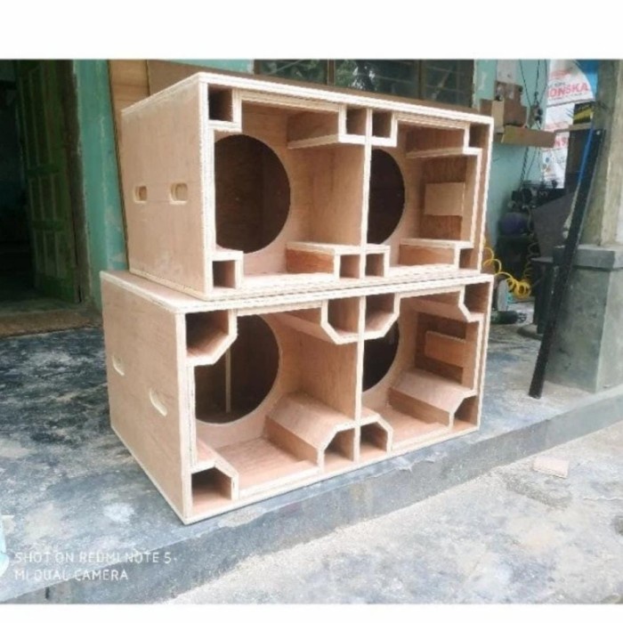 

TERMURAH Box speaker planner 12 in double /BUKU TULIS SEKOLAH/BUKU TULIS SIDU/BUKU TULIS AESTHETIC