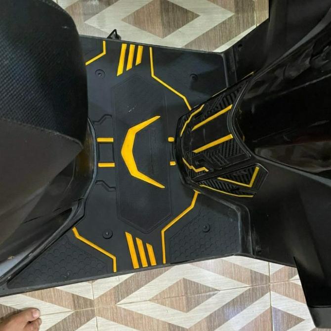 Bordes Vario 160 Karpet Vario 160 Pijakan kaki Vario 160