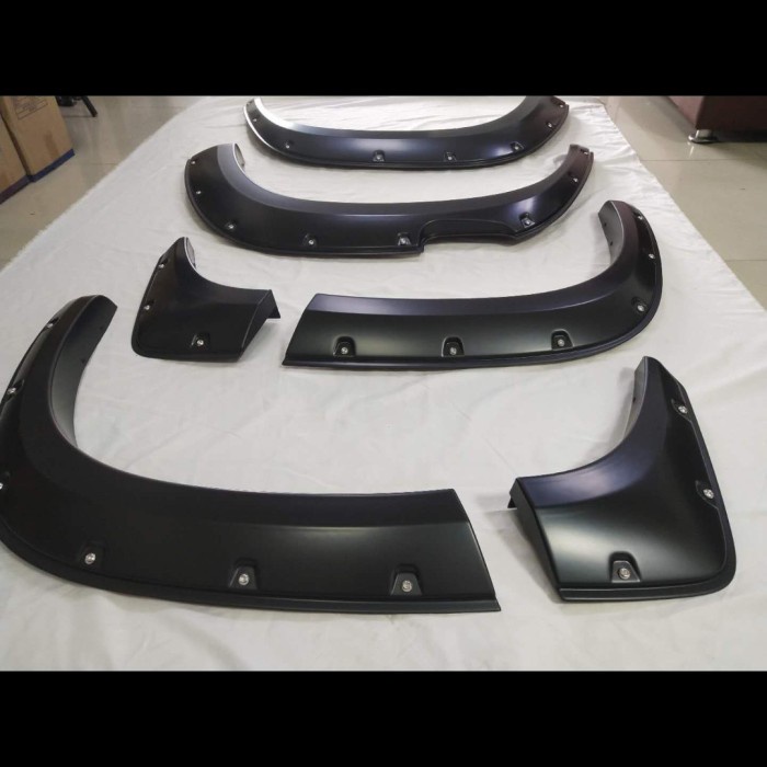 Over Fender Mobil New Triton 2020-2022