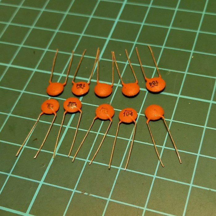 10Pcs Kapasitor Keramik 104 (0.1Uf)