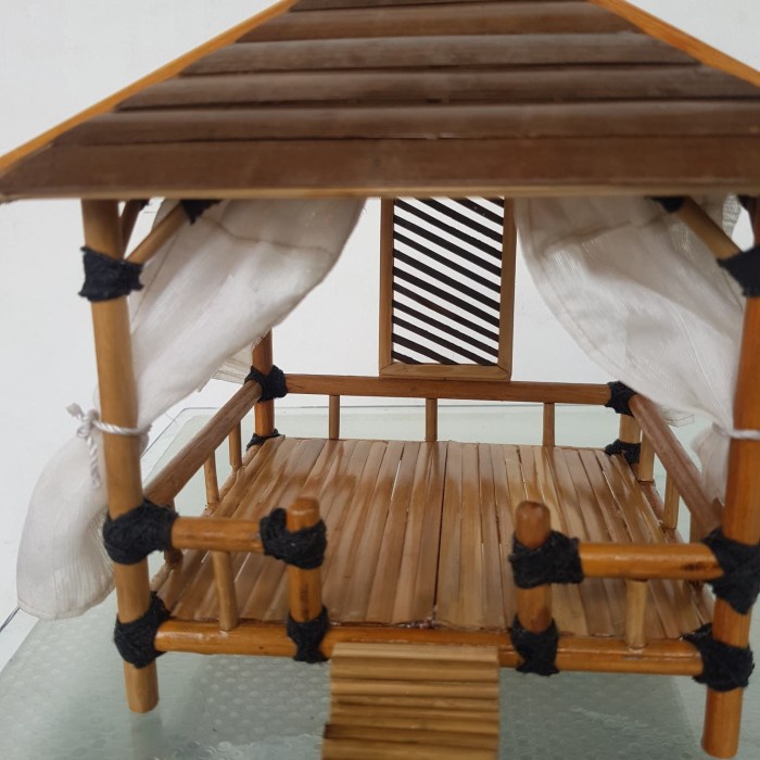 Must Have Miniatur Gazebo Bambu Unik Terlaris