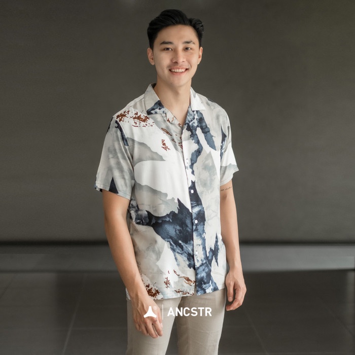 kemeja pria Ancestor Kemeja Pria Kasual Motif Abstrak Lengan Pendek - Sandy - M(O2N3) kemeja pria mo