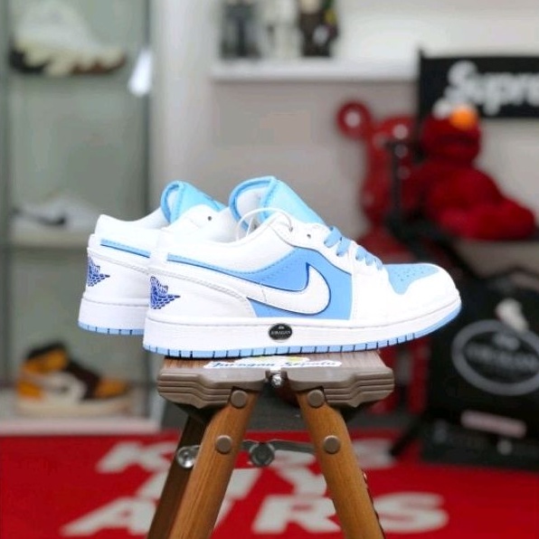 Nike Air Jordan 1 Low SE &quot;Reverse Ice Blue&quot;