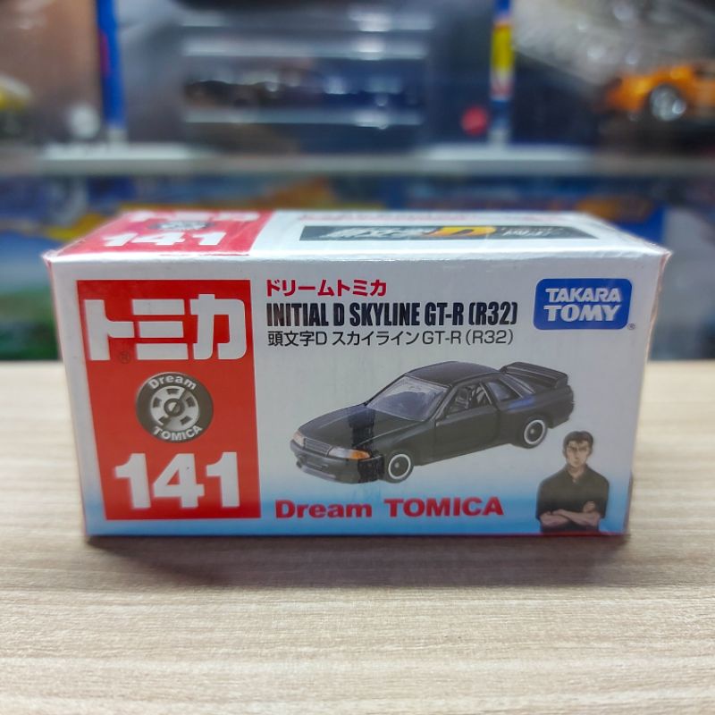 Dream Tomica 141 Initial D Skyline GT-R R32