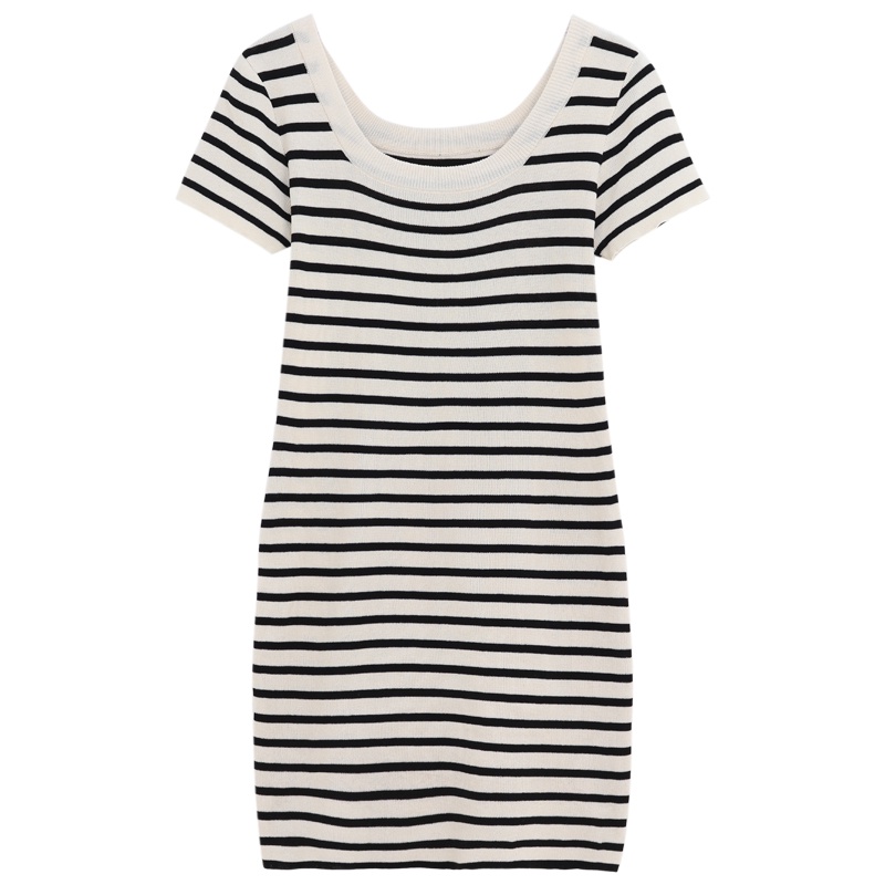 Red Spice Girl Bergaris Lengan Pendek Gaun Wanita Musim Panas 2023 Baru Temperamen Leher Persegi Pinggang Slimming Slim Hip Rok