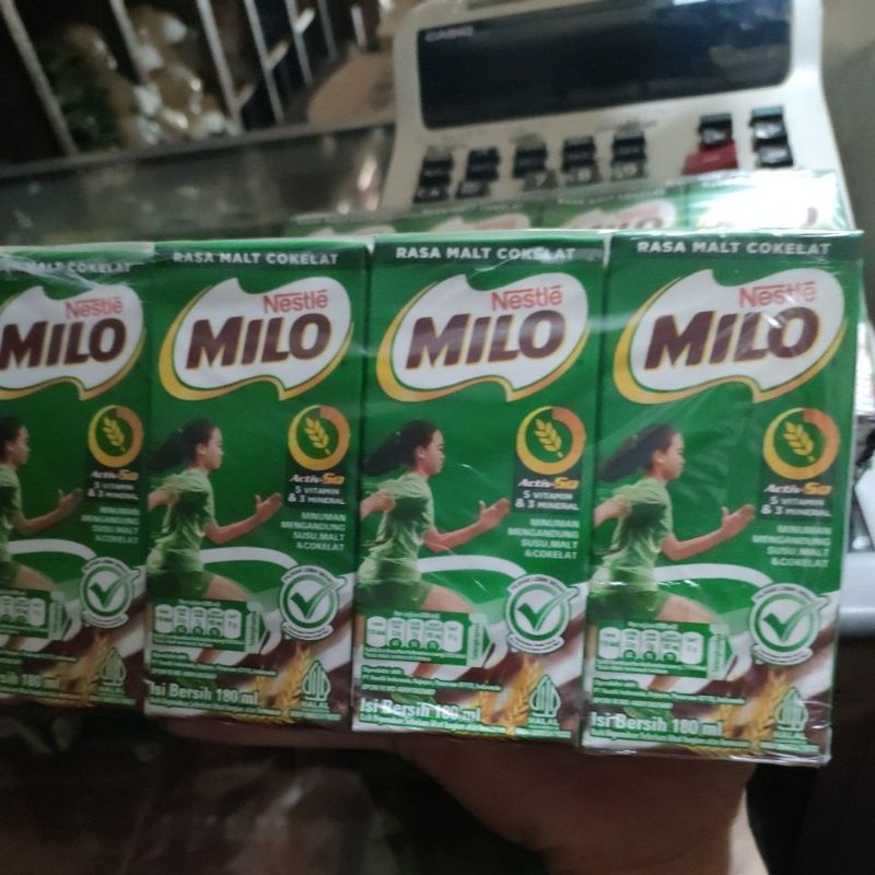 

SUSU UHT MILO 180ML