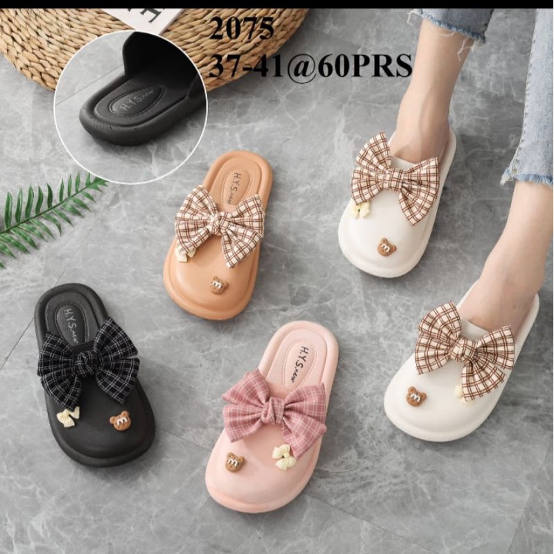 Sandal Slop Karet Empuk Elastis Flat Tebal 3 cm Pita include Jibbitz