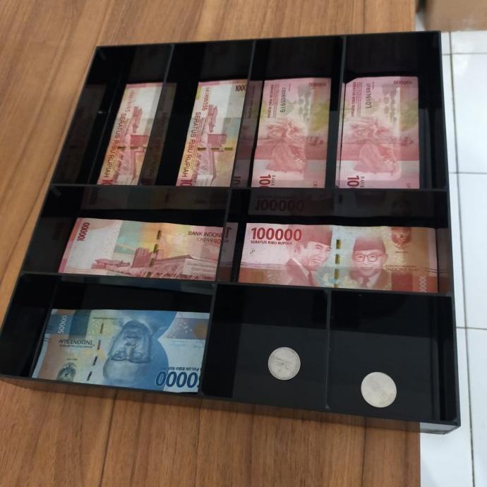 Tempat Uang Kasir Laci