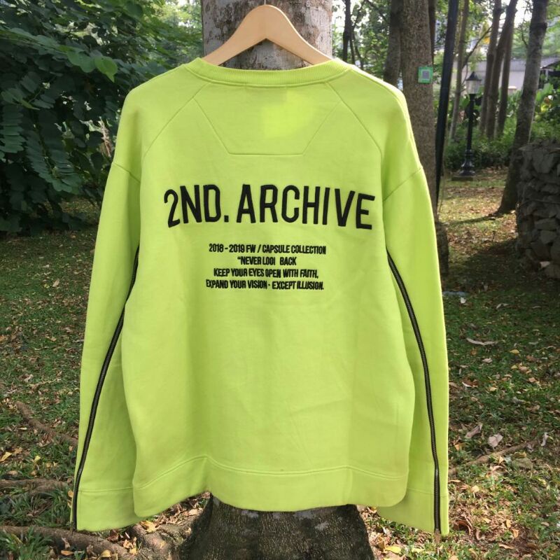 2ND ARCHIVE NEON CREWNECK