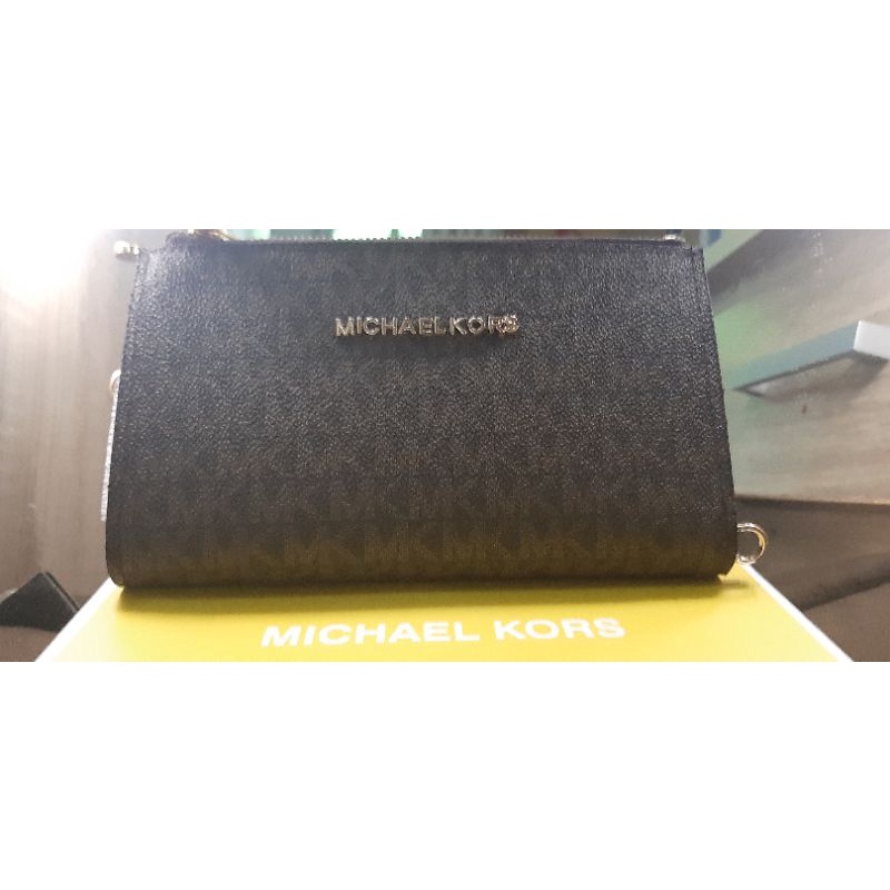 Dompet MK