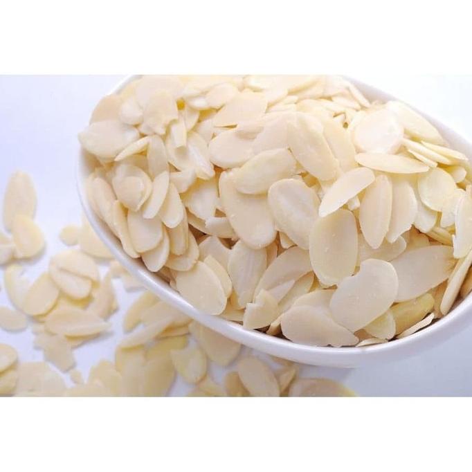 

Almond Iris / Raw Almond Slice 1kg / Kacang Almond Slice Mentah Best Seller