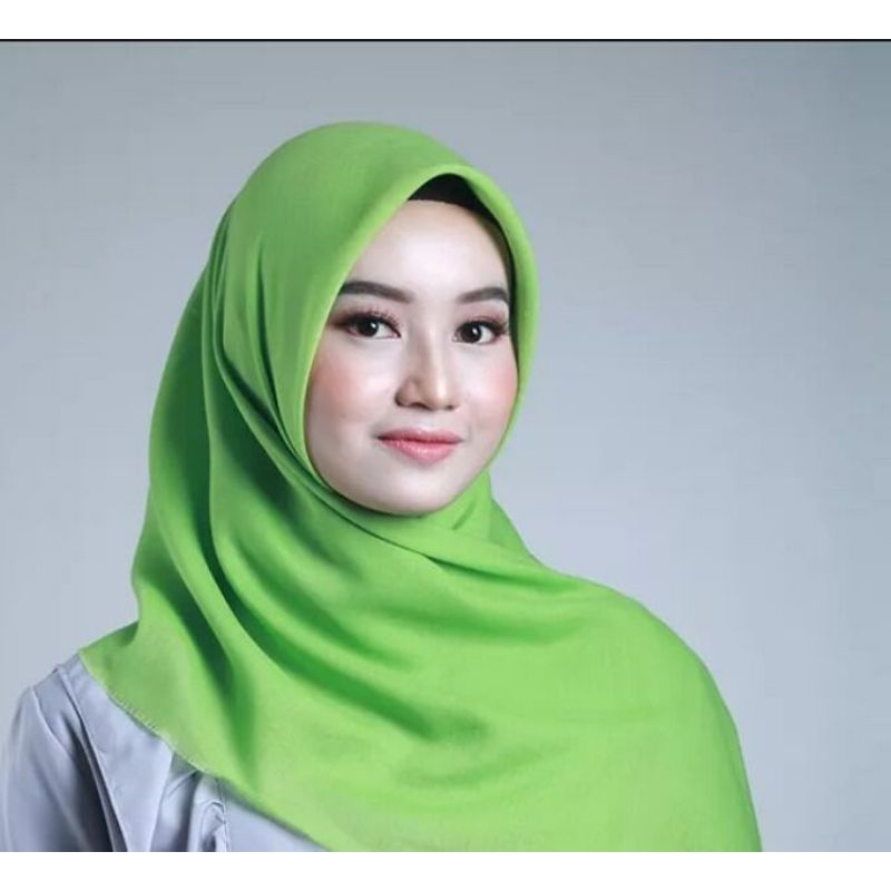 MURAH HIJAB SEGI EMPAT HIJAU MUSLIMAT HIJAB SEGI EMPAT POLOS